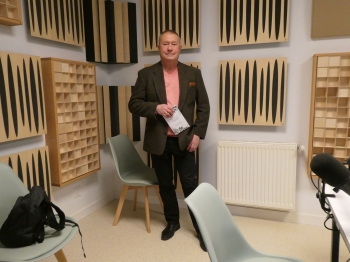 radio b,michel celso,christian cottet-emard,antonio rodriguez,bourg en bresse,oyonnax,pfm radio,christine le brasseur,ain,bresse,bugey,musique,littérature,salon du livre de nantua,l'enfant qui n'inquiétait pas les oiseaux,roman,blog littéraire de christian cottet-emard